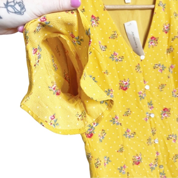 New with Tag Women's Francesca's Blue Rain Yellow Polka Dot Floral Mini Dress - Picture 3 of 16